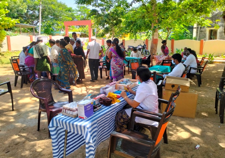 Health Camp at Vepagunta-Puttur organized by SBMCHRI, Tirupati.